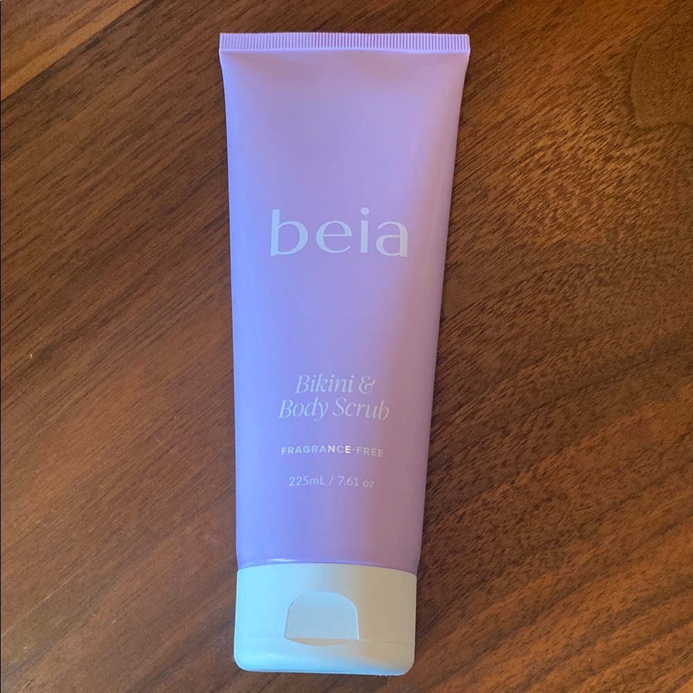 Beia Bikini & Body Scrub